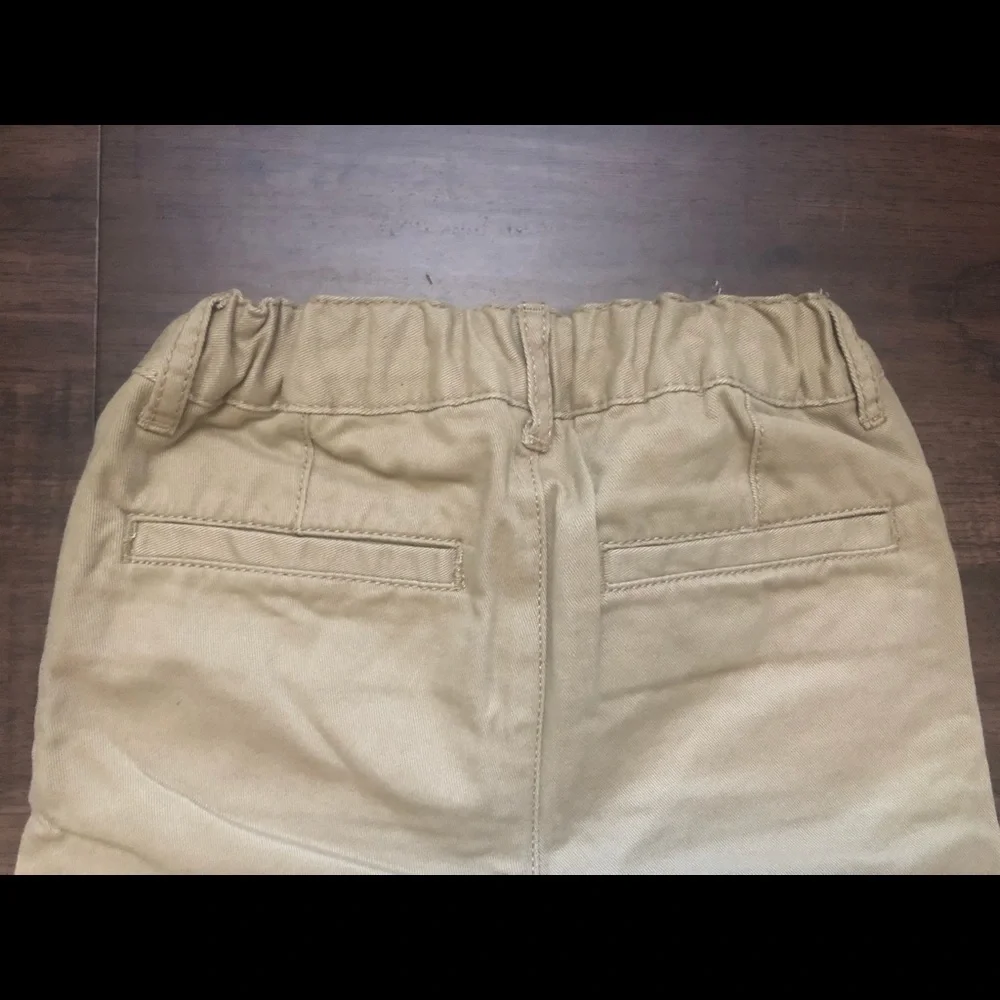 The Children’s Place boys Khakis - NWT
